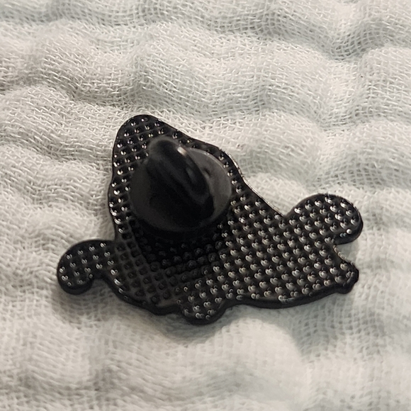 3 for $15/ 5 for $20 Pin- Shark Wave - Picture 3 of 4